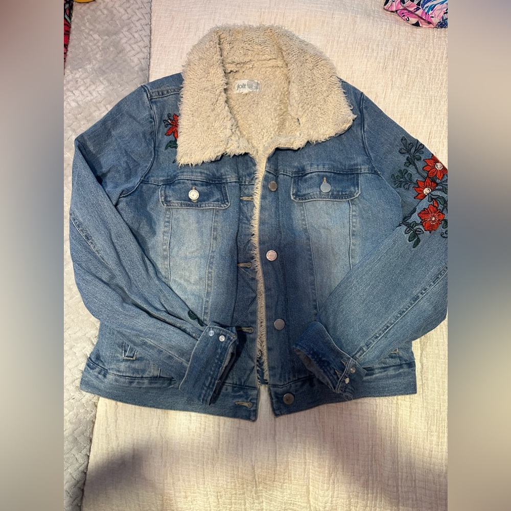 JEAN JACKET WITH FUR